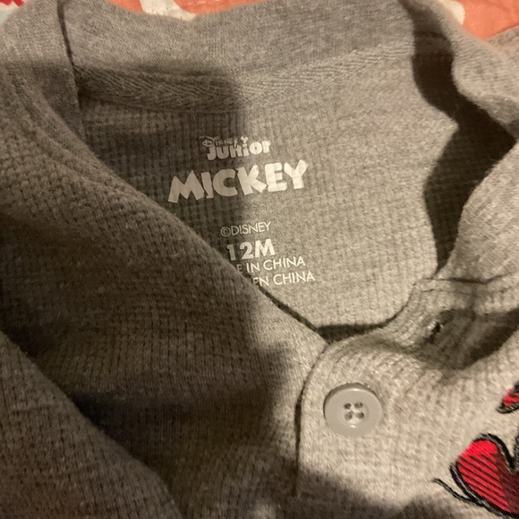 Lot of 3 Disney infant boys Mickey Batman 12 month old outfits gently worn. - Picture 6 of 10